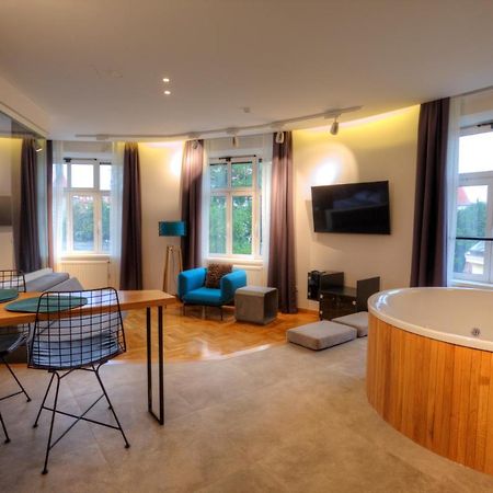 Cardinal Apartments Загреб Экстерьер фото
